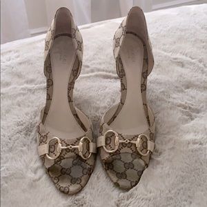 Authentic Gucci canvas high heel size 9